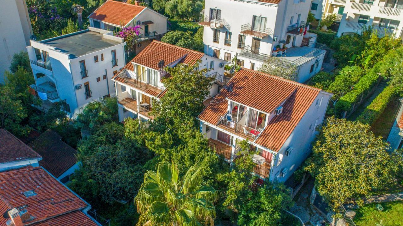 Lukas Apartman *